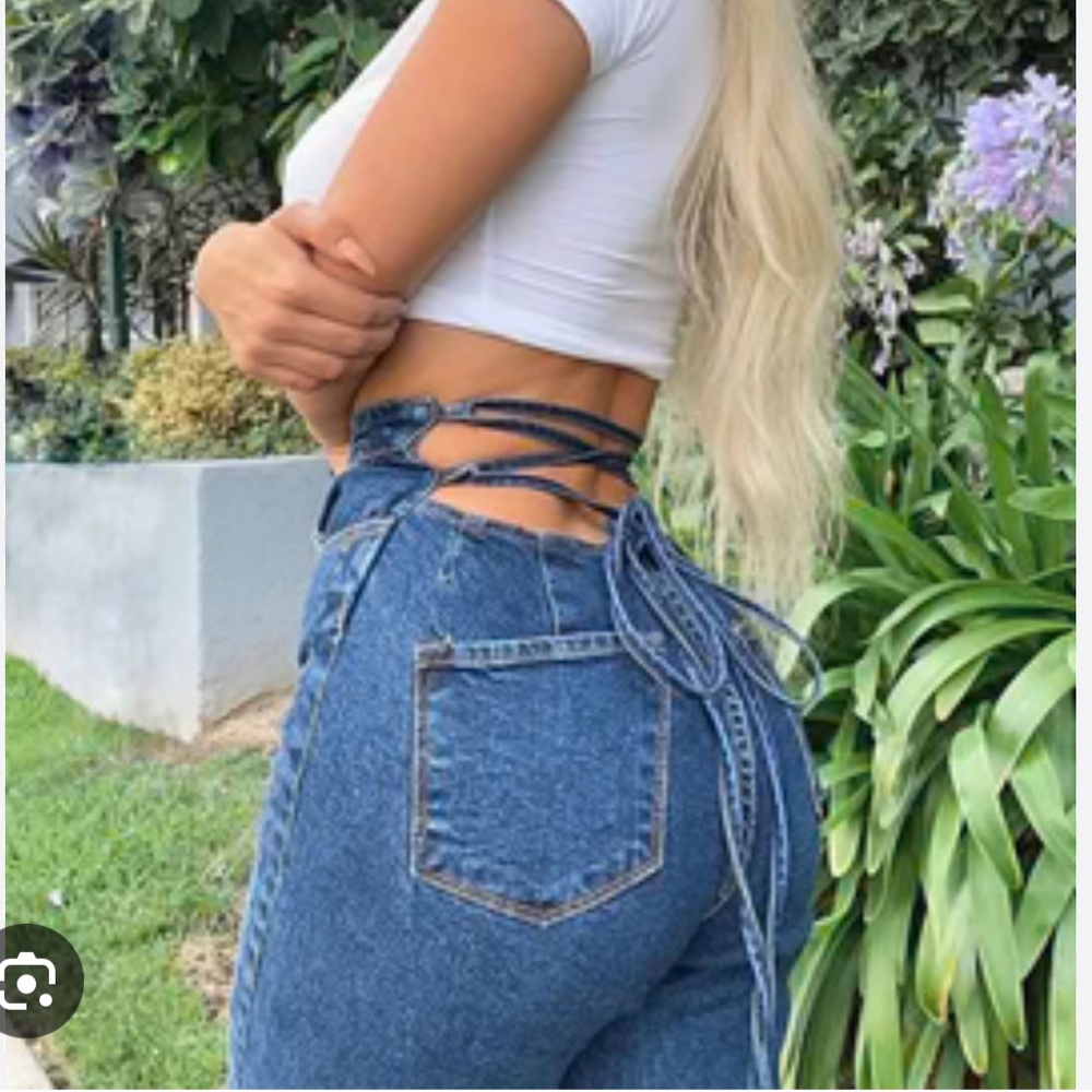 NWT Fashion Nova Tie ‘Em Up Boyfriend Jeans